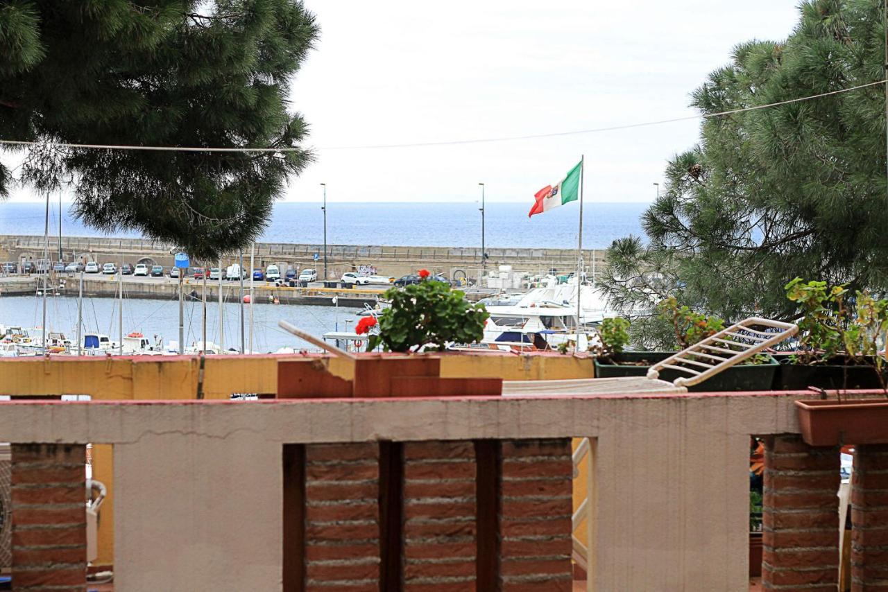 "Cadamare", Caratteristico Appartamento In Centro Sanremo Ngoại thất bức ảnh