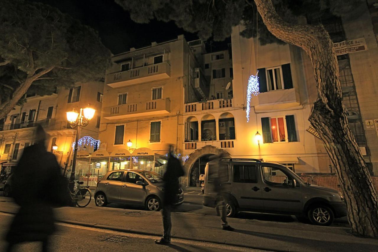 "Cadamare", Caratteristico Appartamento In Centro Sanremo Ngoại thất bức ảnh